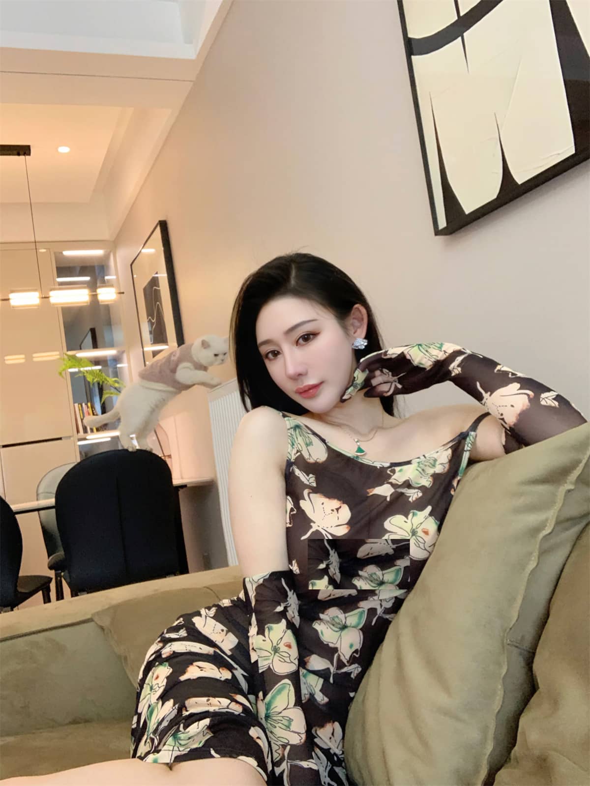 不爱笑的赛琳 (3).JPG