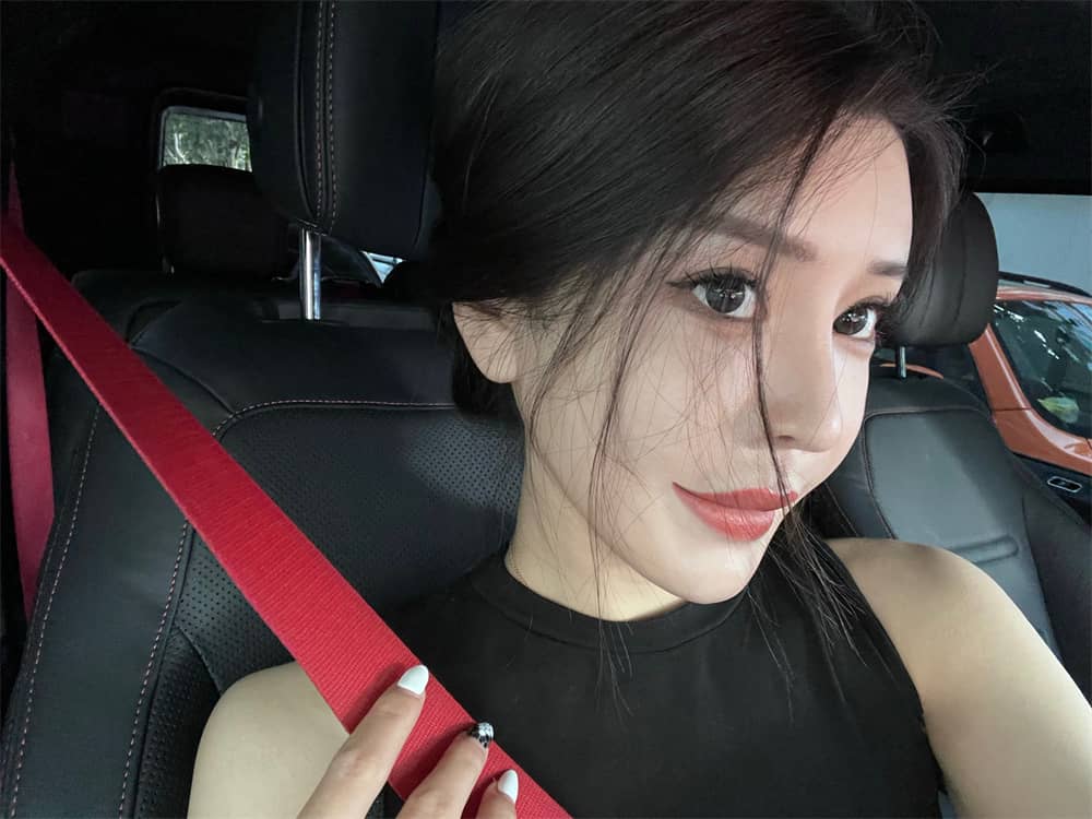 金希儿 (6).jpg