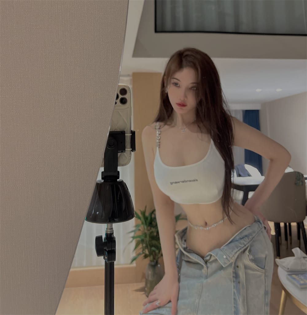 周妍希 (9).jpg