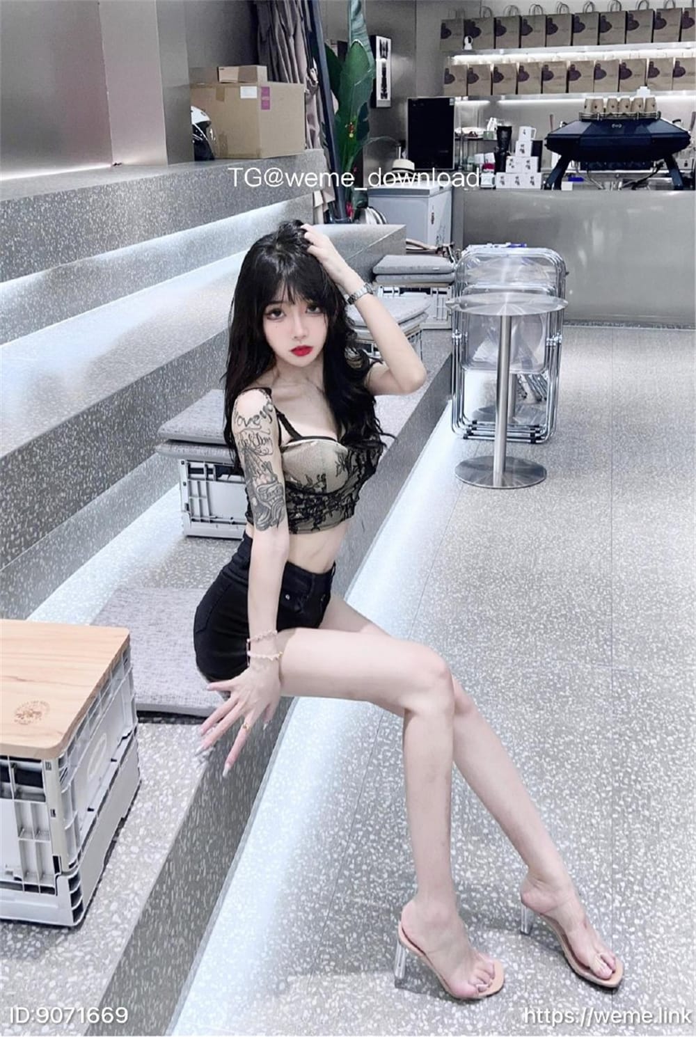 妮老师的后宫 (6).jpg